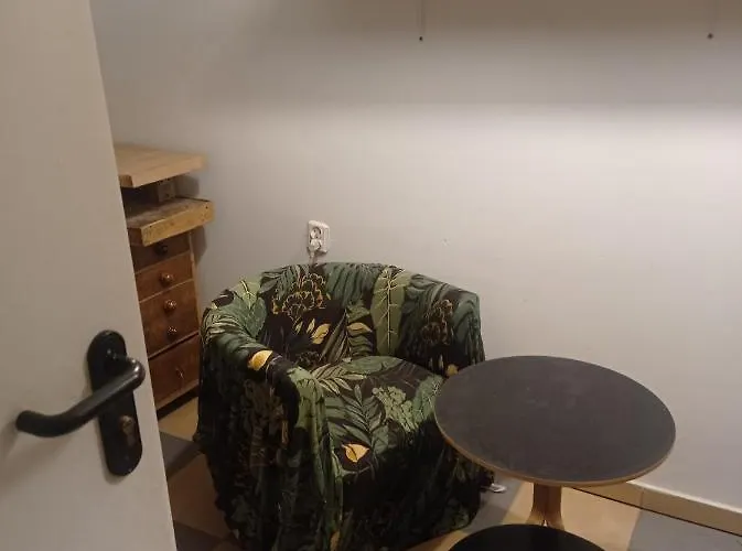 Student Standard 아파트 *