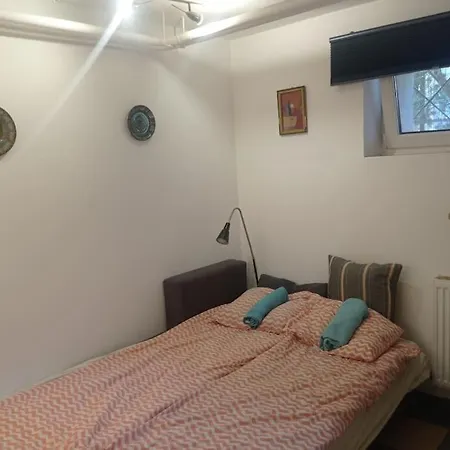 Student Standard Διαμέρισμα *